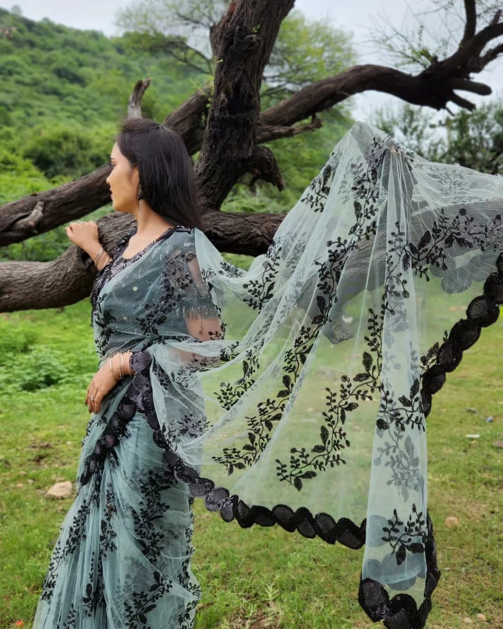New Designer Bottle Green Net Saree - Party Wear Saree - Image 4